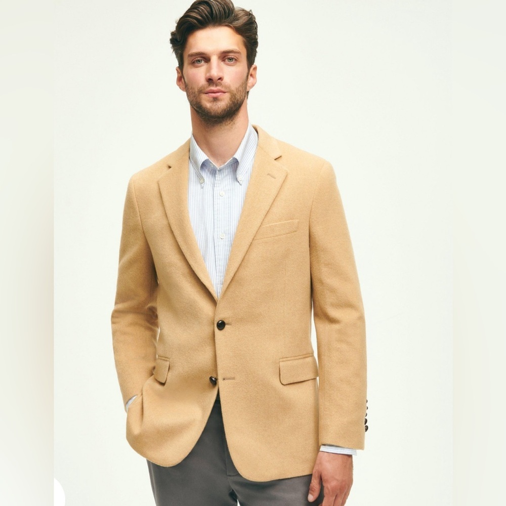 Brooks Brothers Classic Fit Camel Hair Twill 1818 Sport Coat - size 42